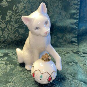 Like New Lenox "Kitty's Holiday Ornament" Figurine